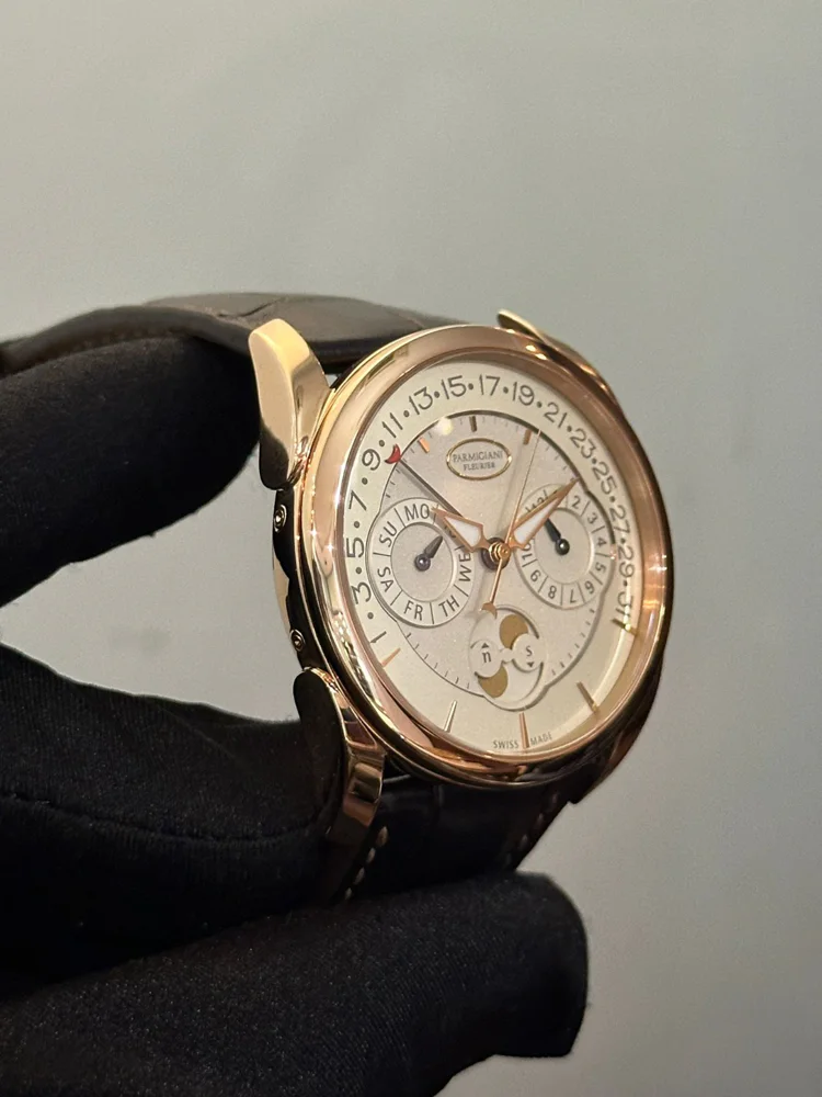 Parmigiani Fleurier Tonda Quator